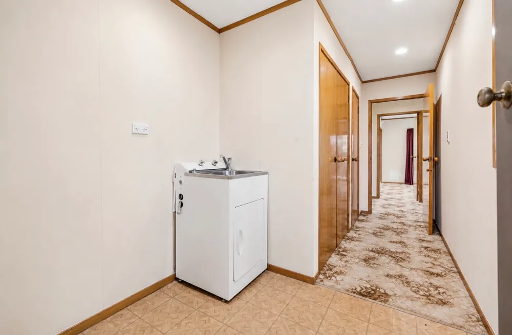 Photos of 179 Norman Lesser Drive