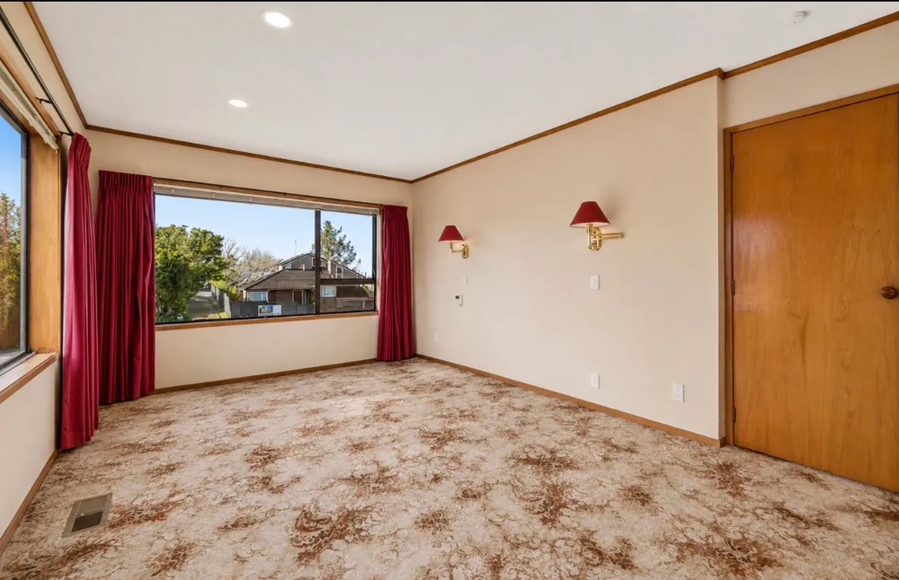 Photos of 179 Norman Lesser Drive