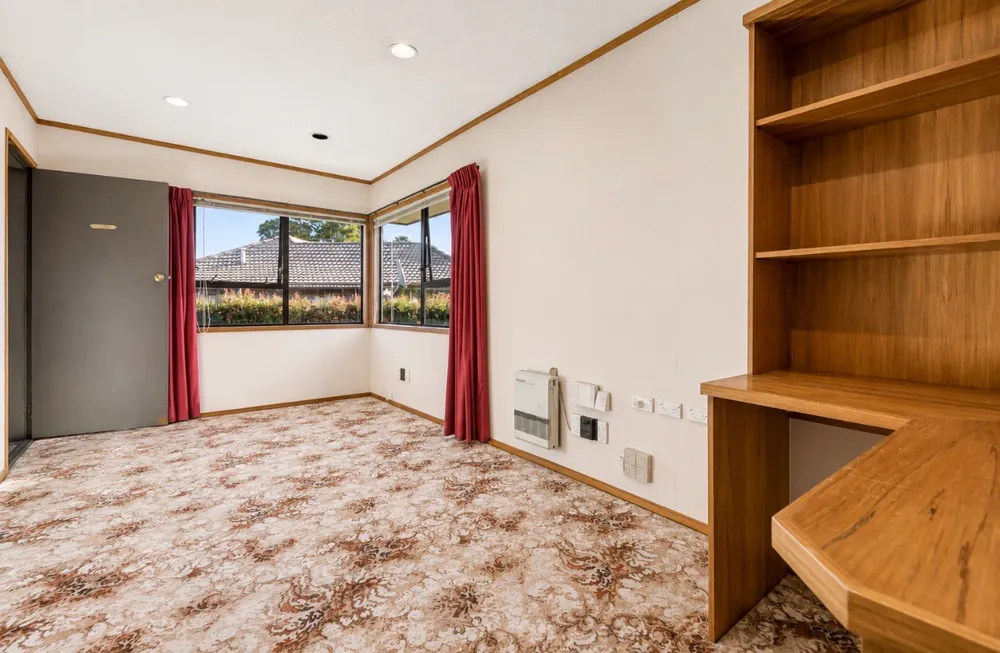 Photos of 179 Norman Lesser Drive