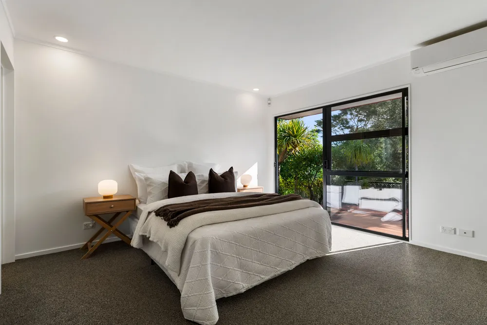 Photos of 24 Chedworth Drive