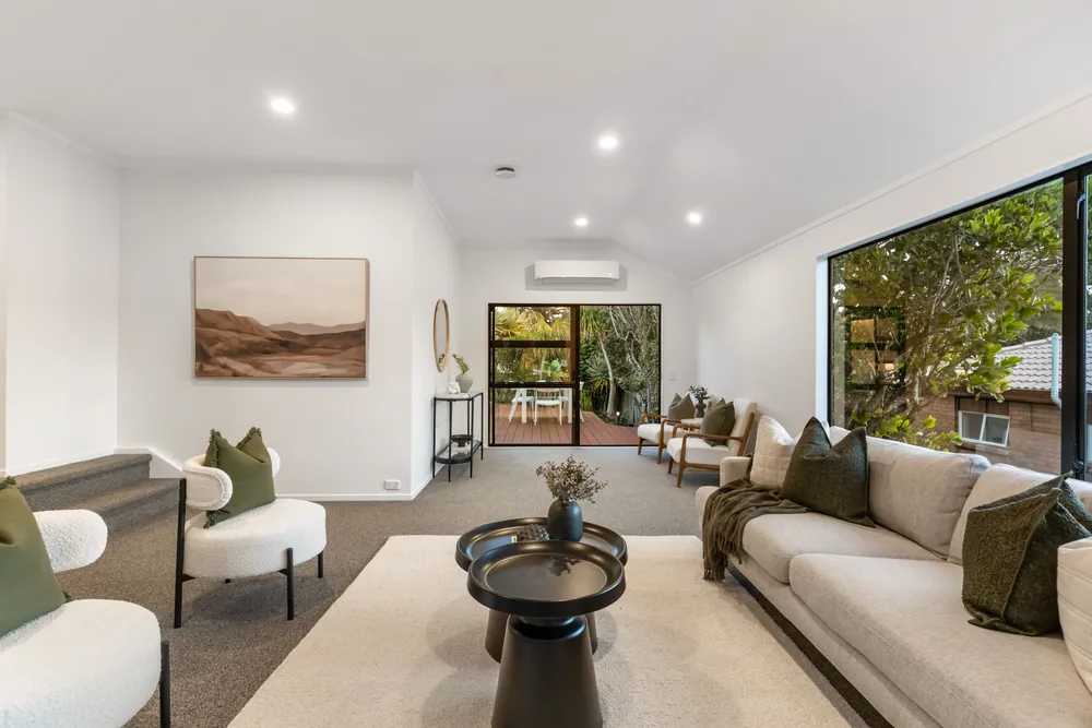 Photos of 24 Chedworth Drive