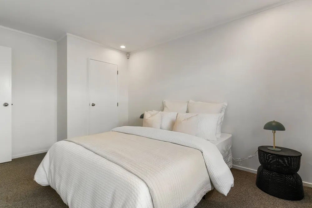 Photos of 24 Chedworth Drive
