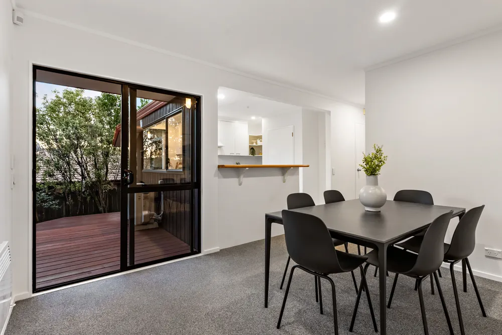 Photos of 24 Chedworth Drive