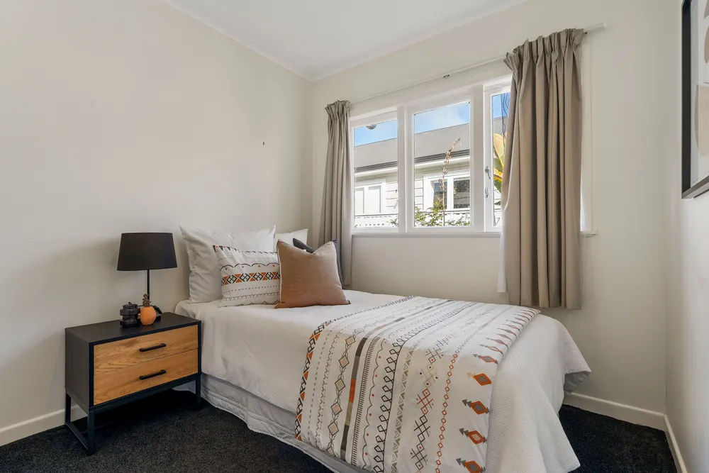 Photos of 86 Lancaster Road