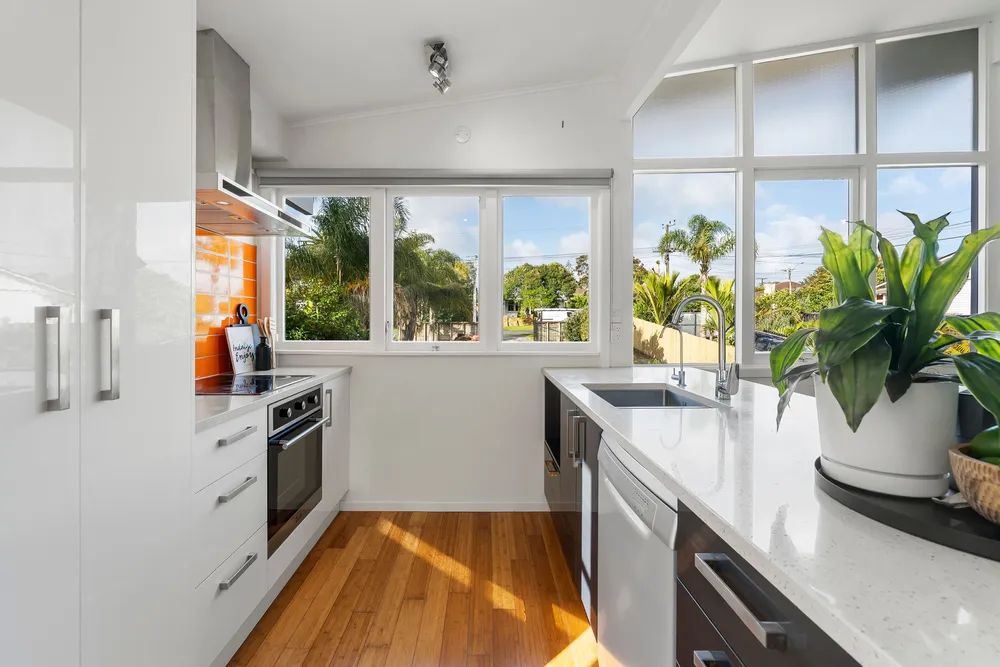 Photos of 86 Lancaster Road