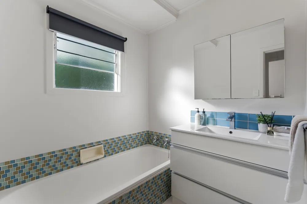 Photos of 86 Lancaster Road
