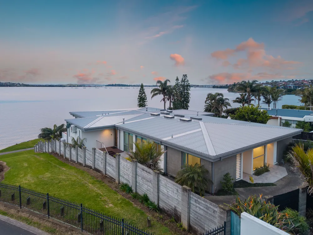 Photos of 2/42 Bramley Drive