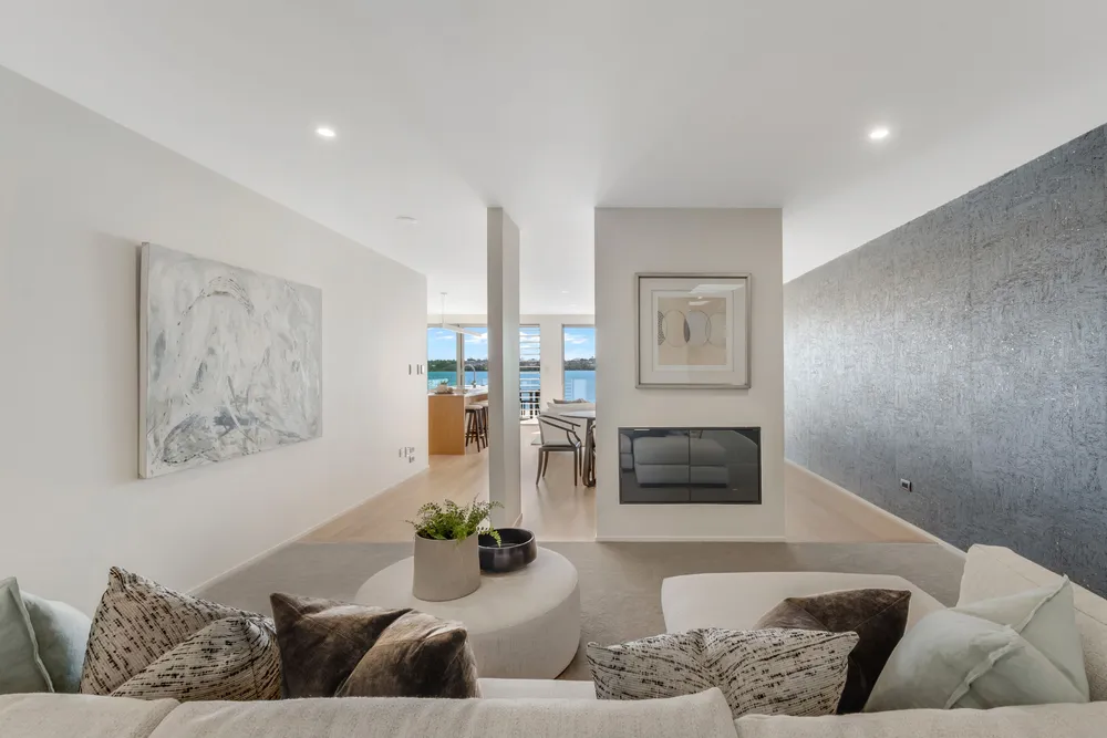 Photos of 2/42 Bramley Drive