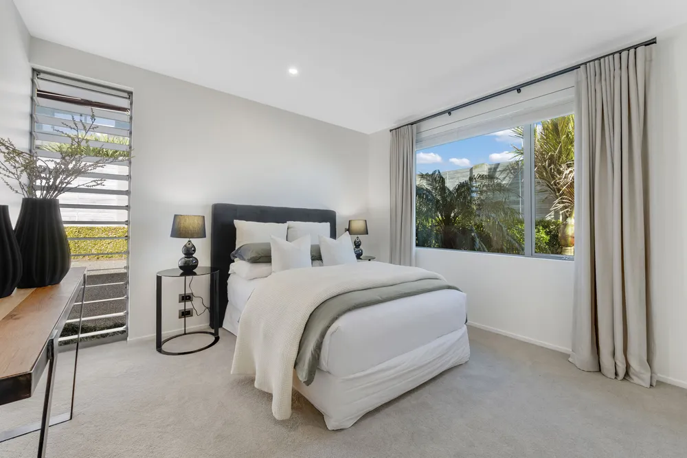 Photos of 2/42 Bramley Drive