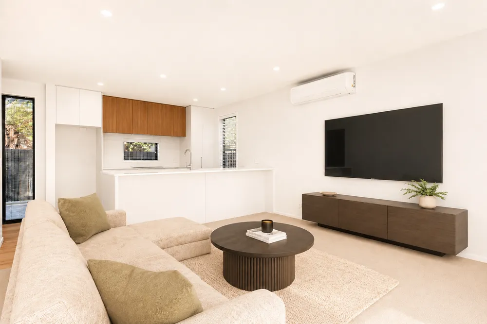 Photos of 55 Plynlimon Road