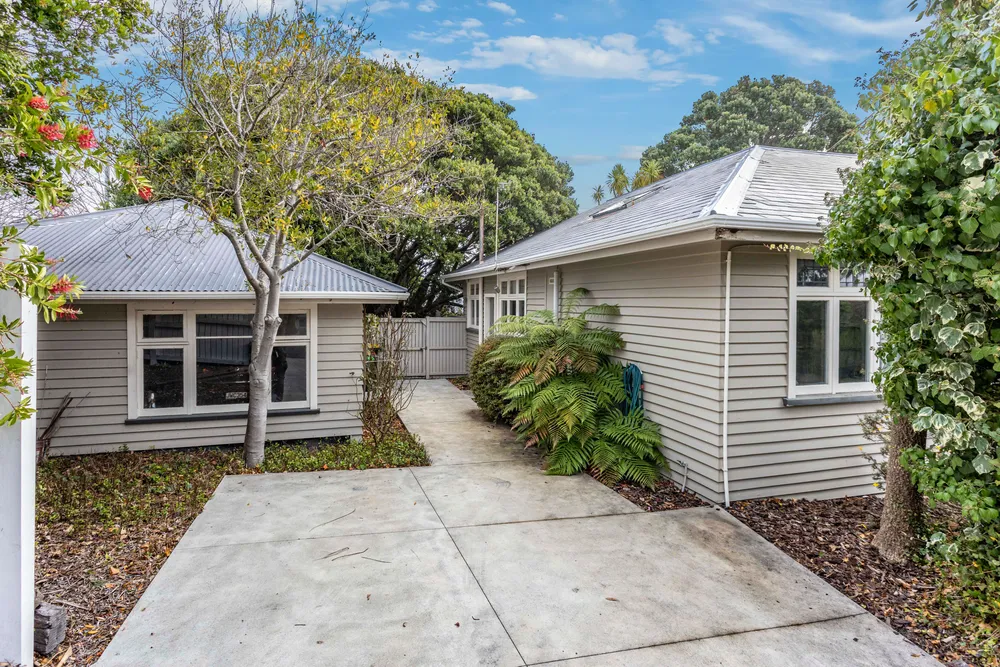 Photos of 119 Hackthorne Road