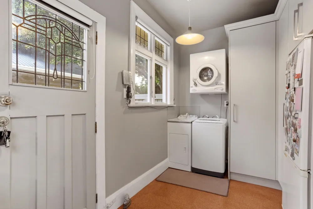 Photos of 119 Hackthorne Road