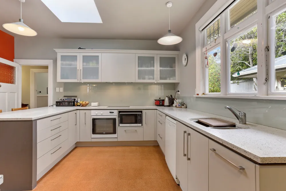 Photos of 119 Hackthorne Road