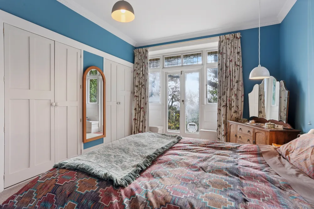 Photos of 119 Hackthorne Road