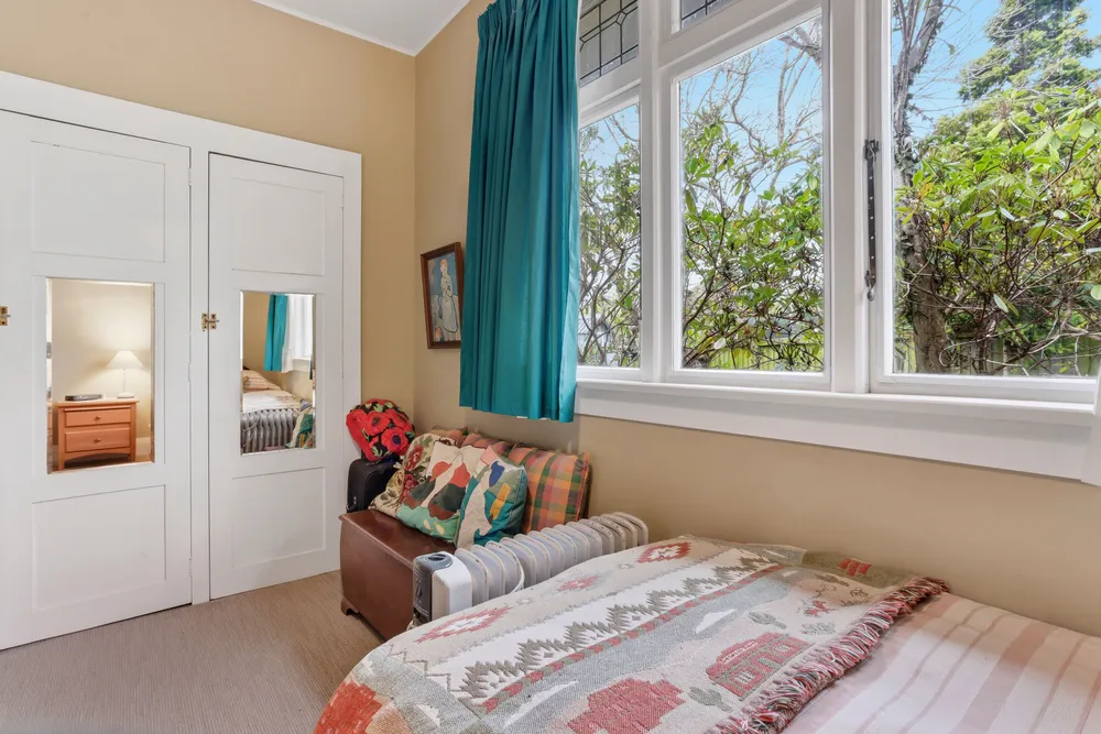 Photos of 119 Hackthorne Road