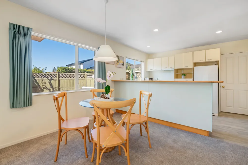 Photos of 2/16 Moenui Avenue