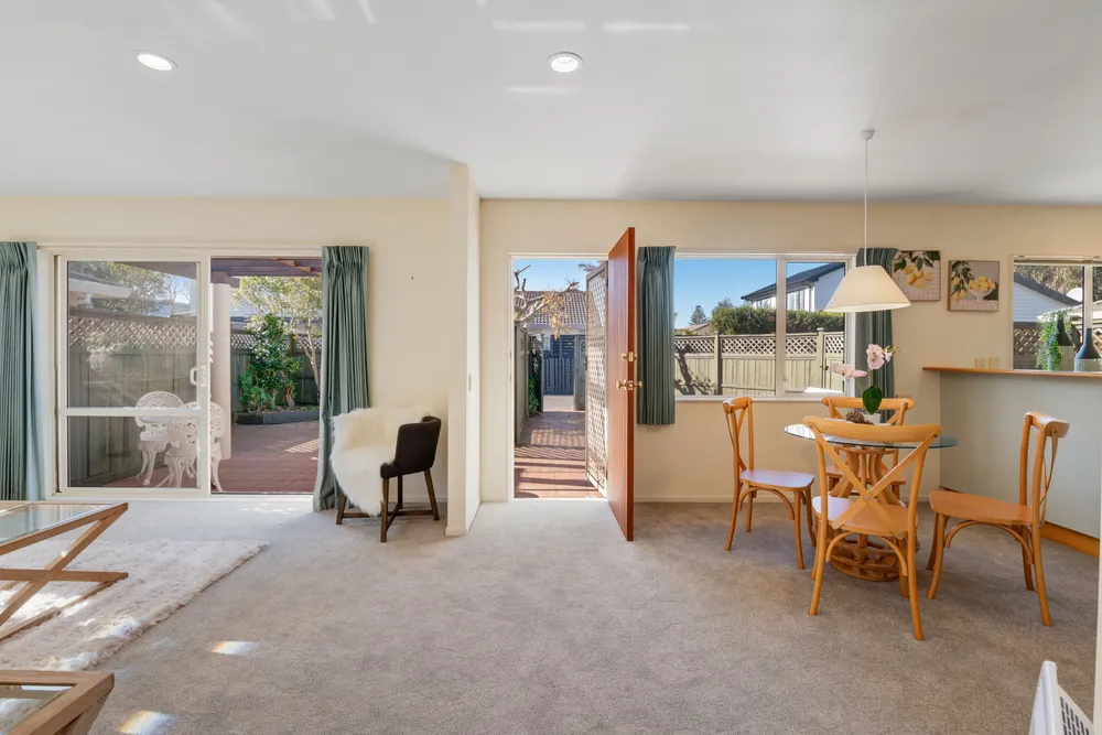 Photos of 2/16 Moenui Avenue