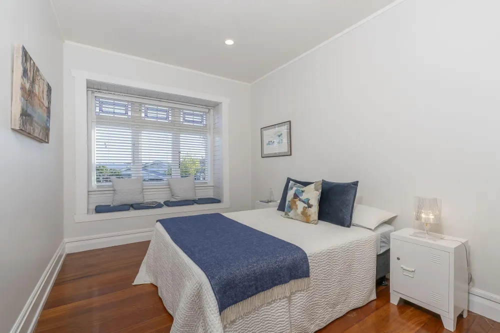 Photos of 8 Barrington Road