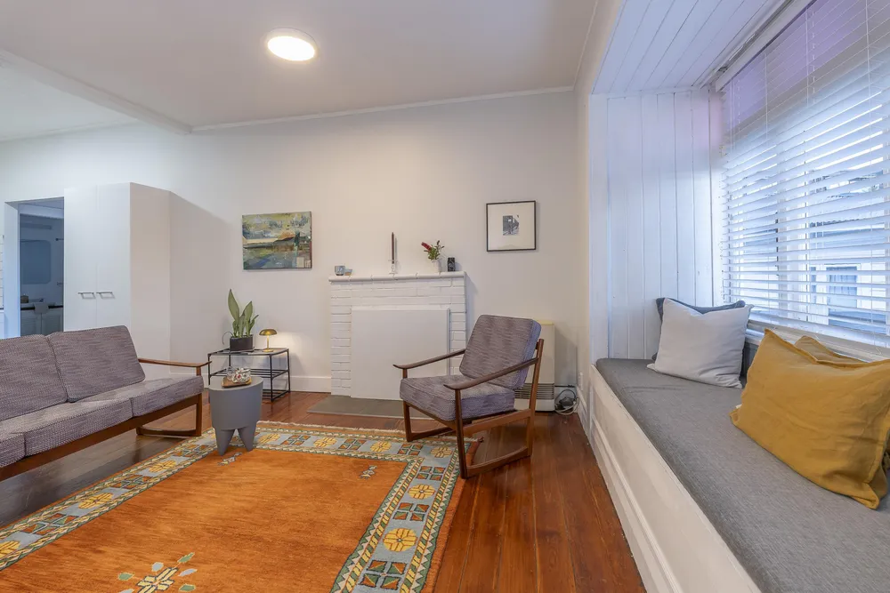 Photos of 8 Barrington Road