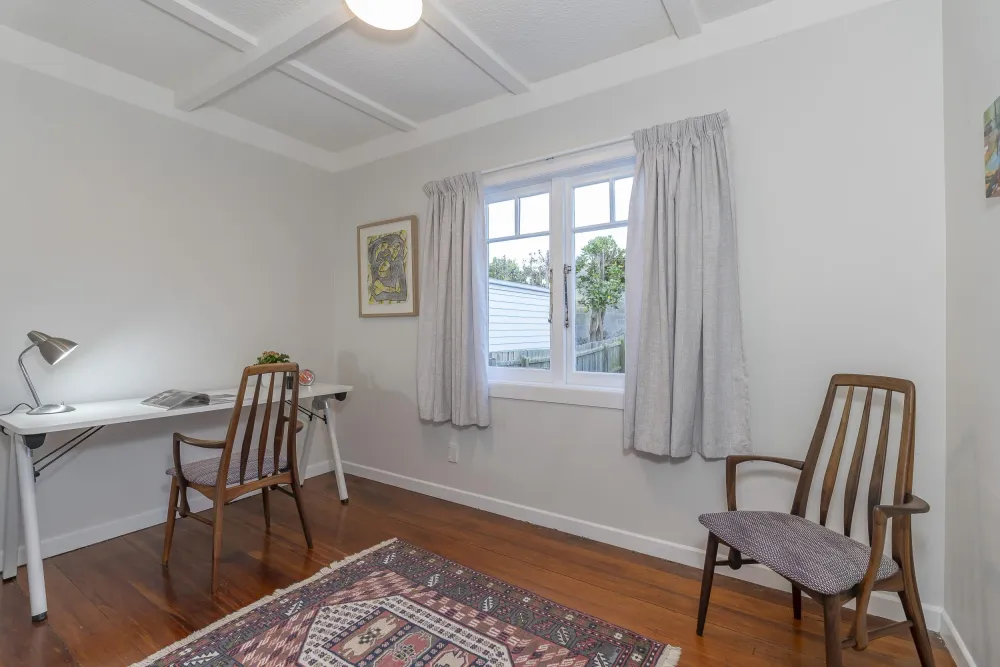 Photos of 8 Barrington Road
