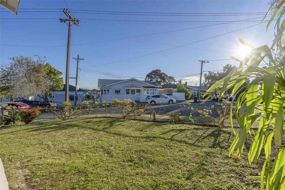 Photos of 8 Barrington Road