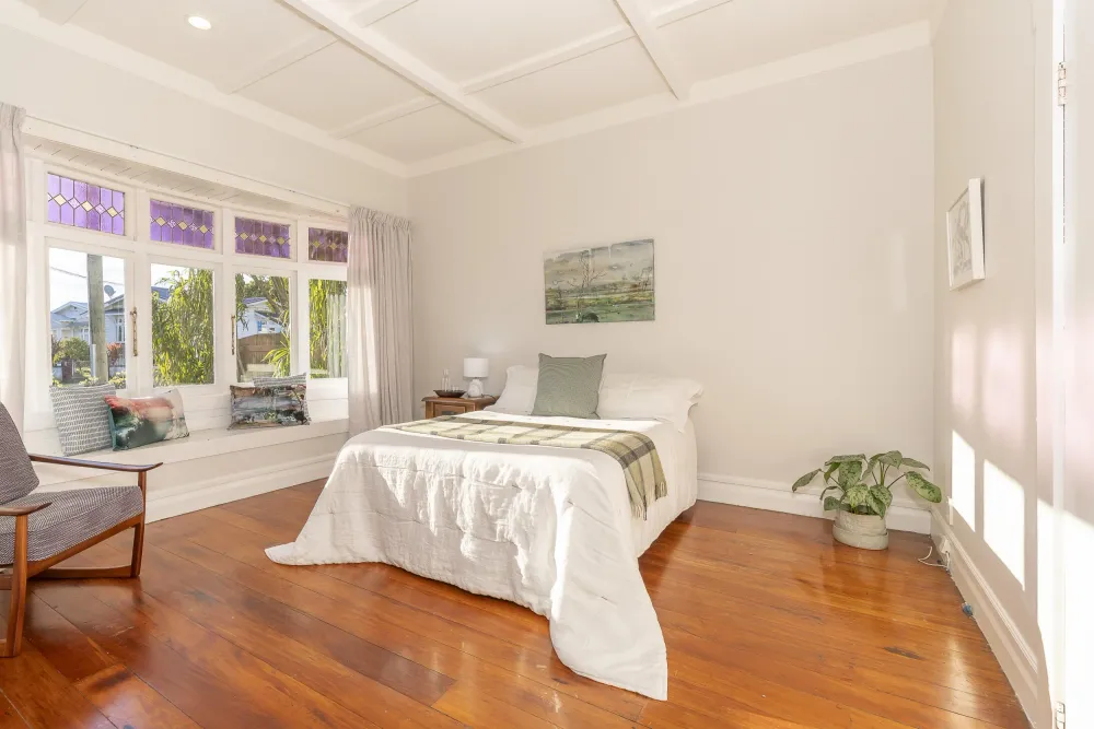 Photos of 8 Barrington Road