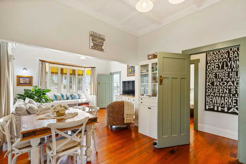 Photos of 225 Hibiscus Coast Highway