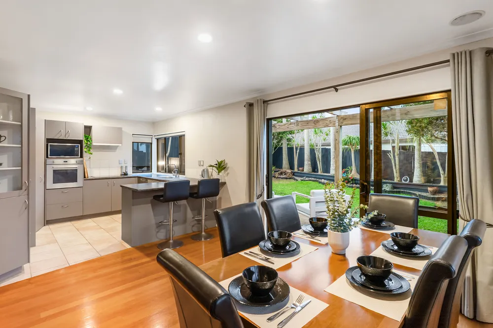 Photos of 12 Coventry Way