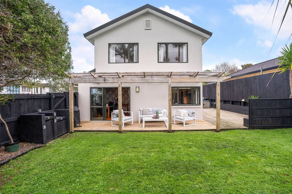 Photos of 12 Coventry Way