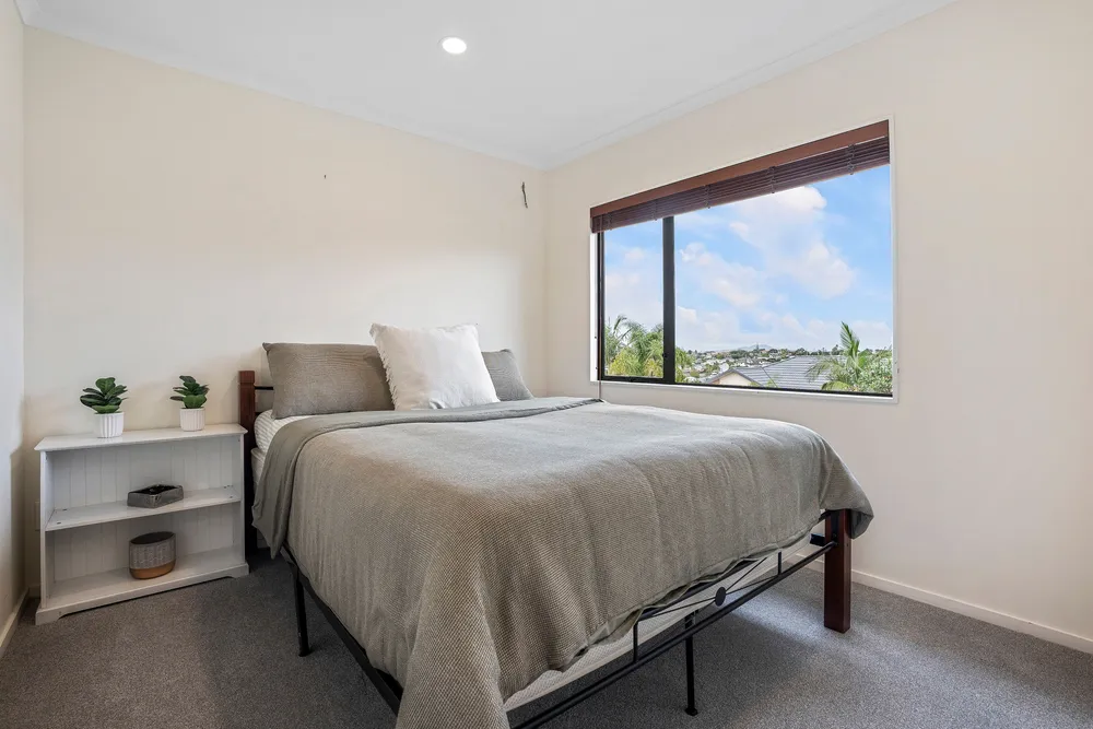 Photos of 12 Coventry Way