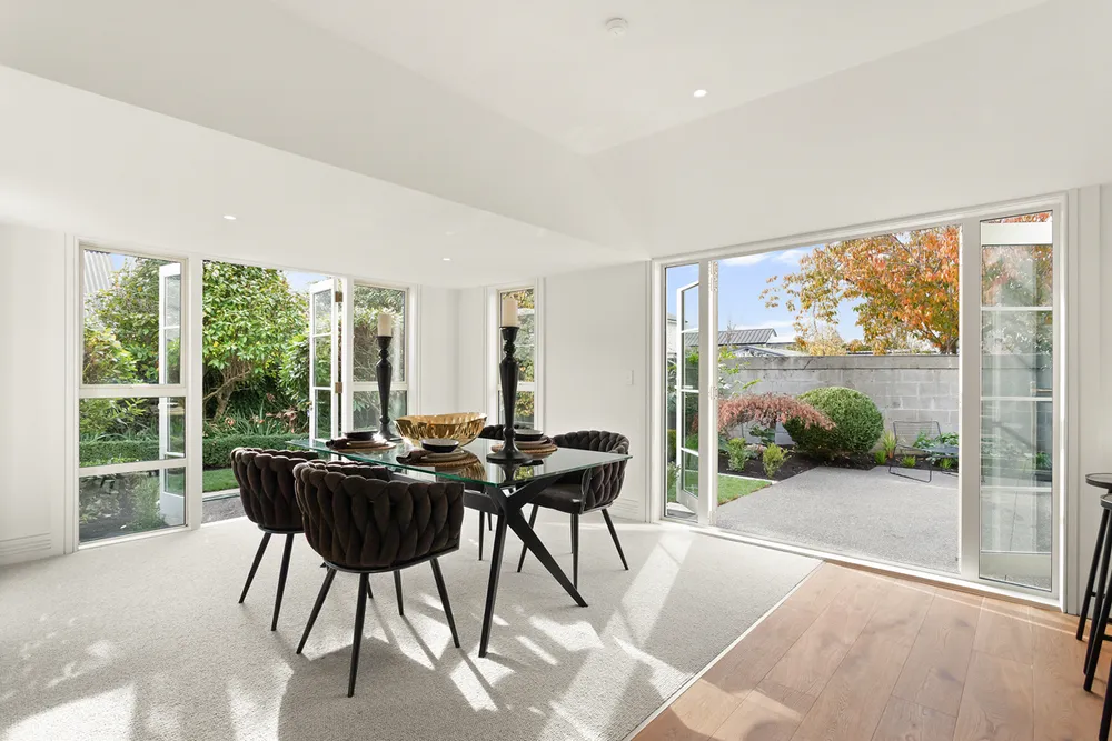 Photos of 17 Allister Avenue