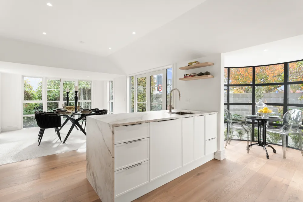 Photos of 17 Allister Avenue