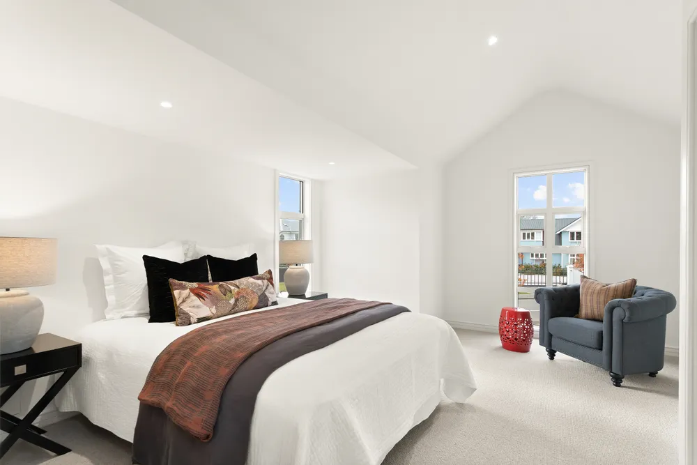 Photos of 17 Allister Avenue
