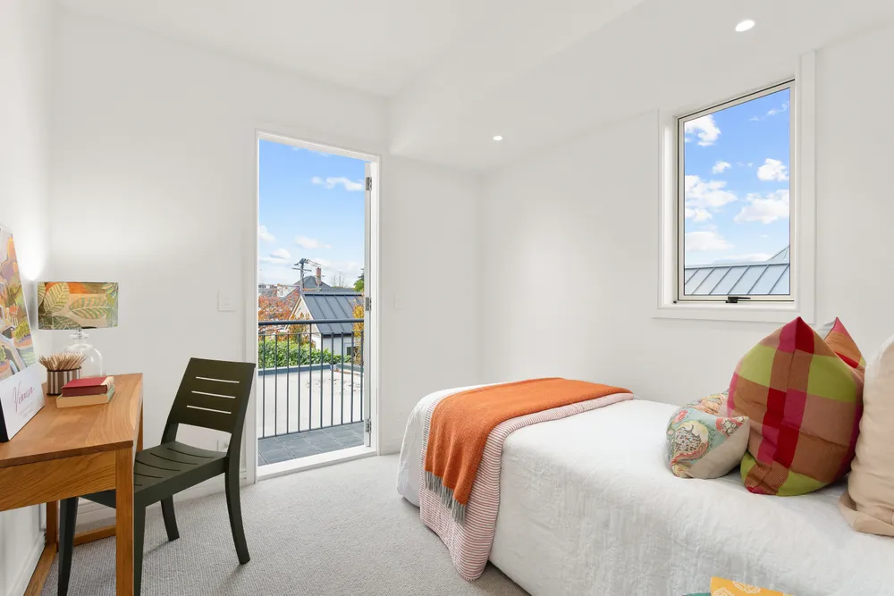 Photos of 17 Allister Avenue