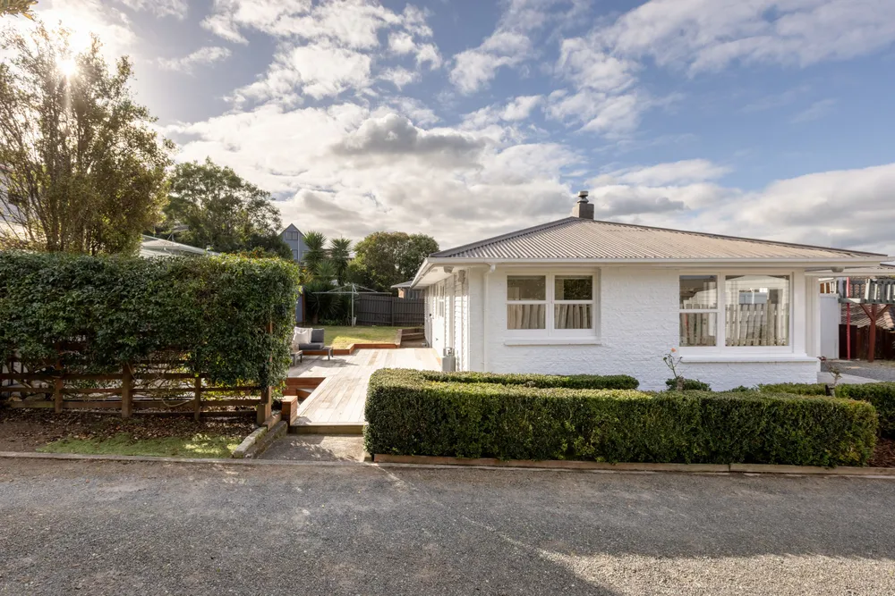 Photos of 181 Bellevue Road