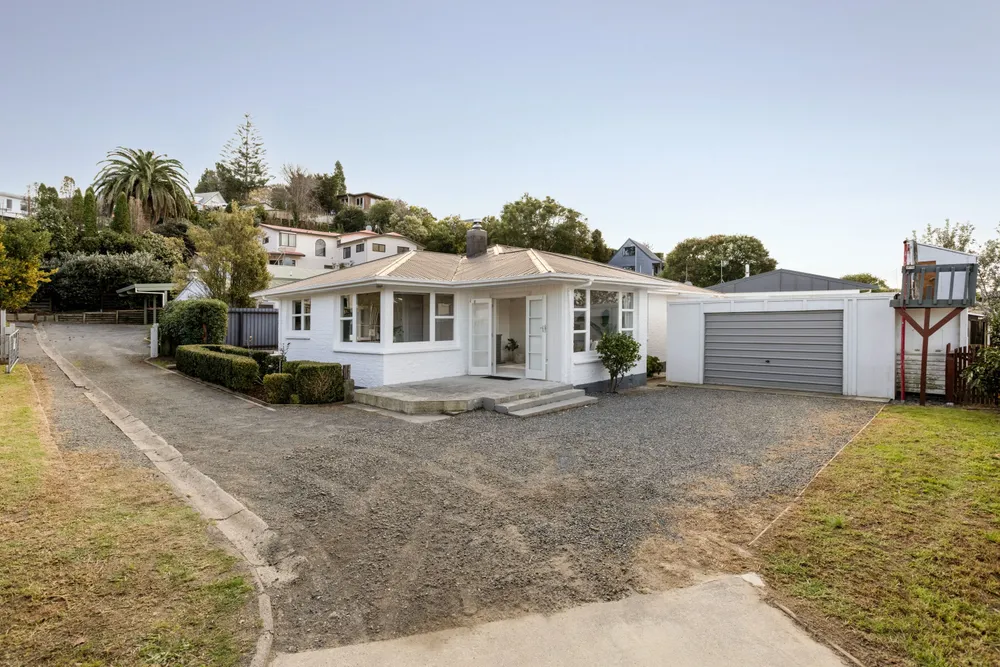 Photos of 181 Bellevue Road