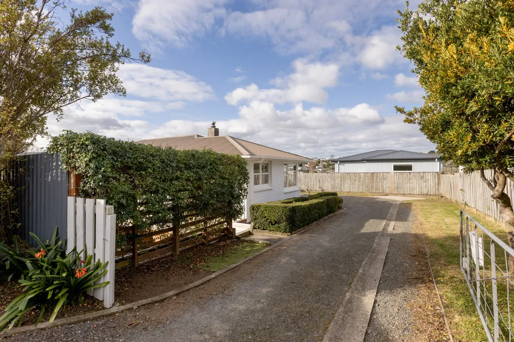 Photos of 181 Bellevue Road