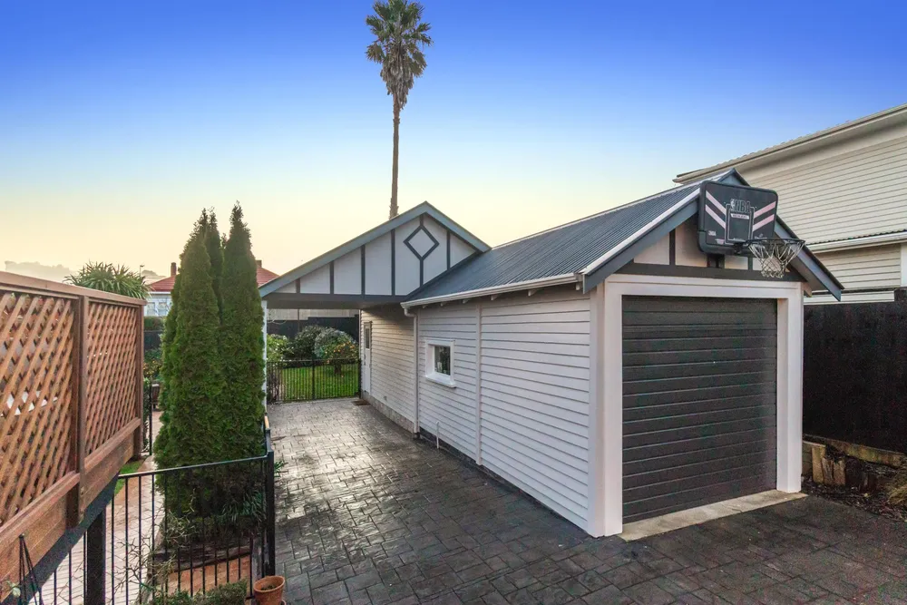 Photos of 23 Morvern Road