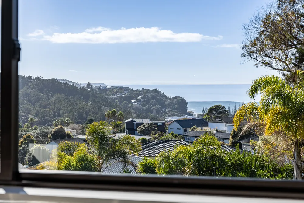 Photos of 137 West Hoe Heights