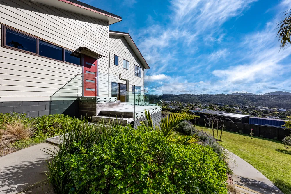 Photos of 137 West Hoe Heights