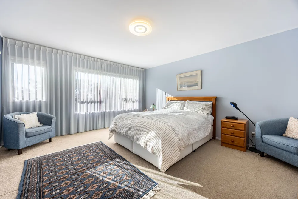 Photos of 137 West Hoe Heights