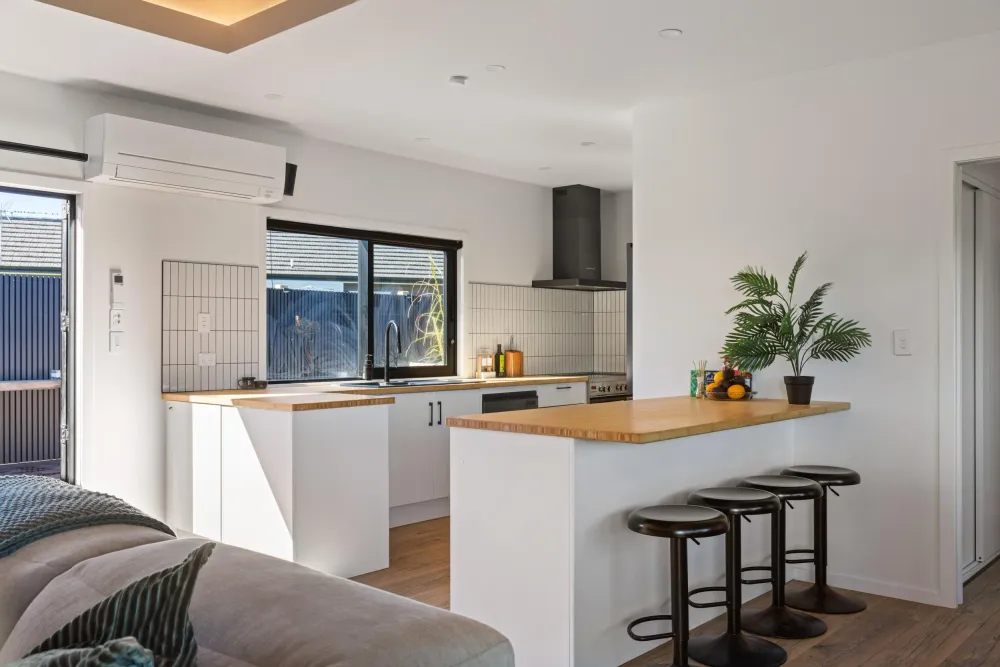 Photos of 65 Lytton Road