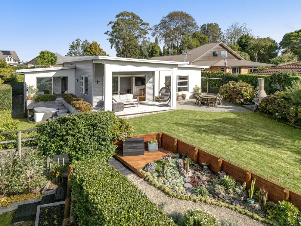 Photos of 39 Jarrah Park Drive
