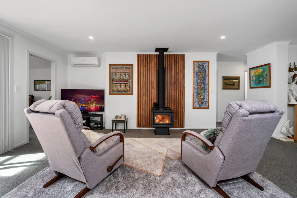 Photos of 124 Puhirake Crescent