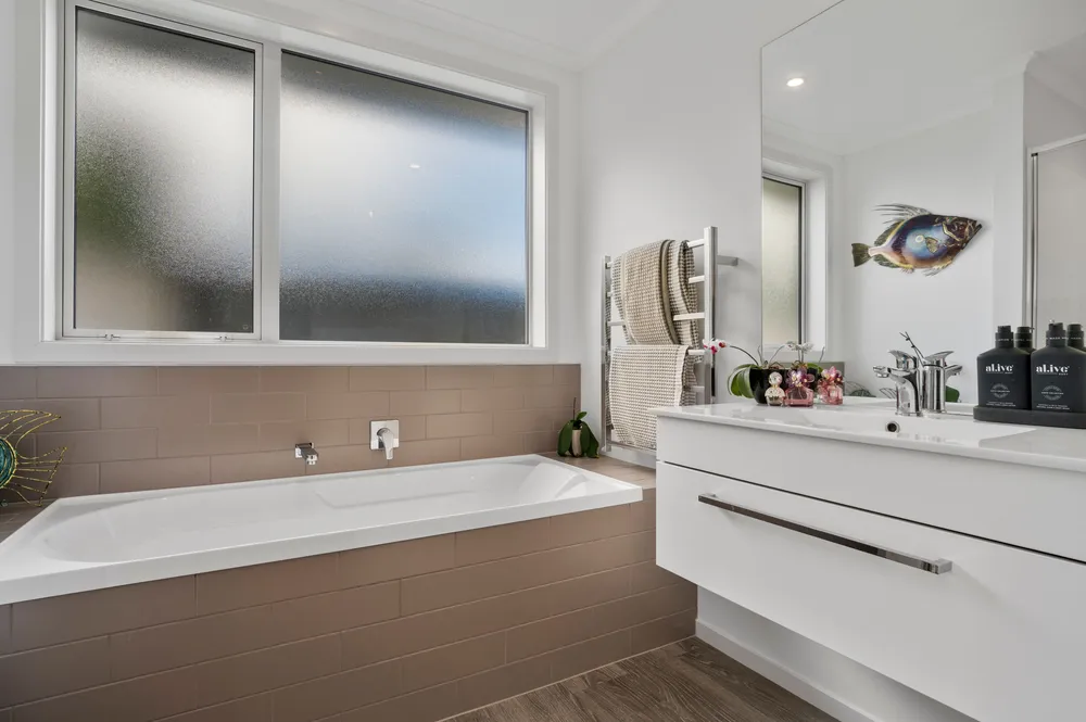 Photos of 124 Puhirake Crescent