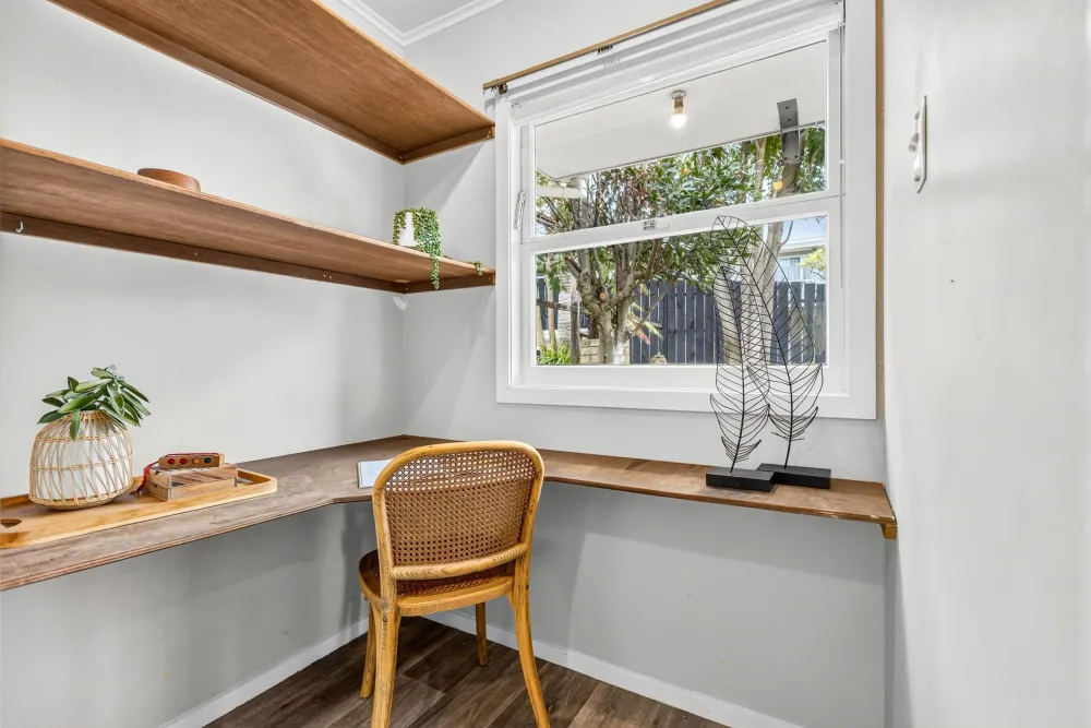 Photos of 48 Pohutukawa Drive