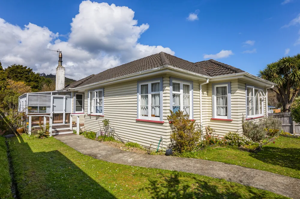 Photos of 11 George Street