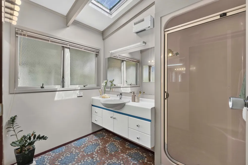 Photos of 45 Ashby Avenue