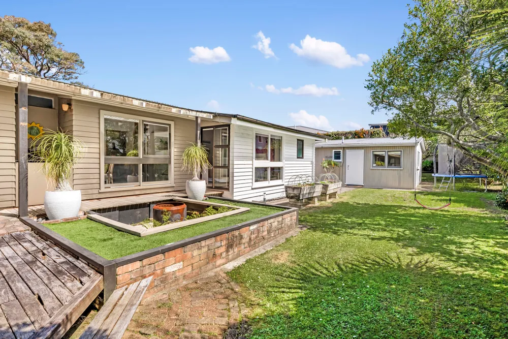 Photos of 45 Ashby Avenue