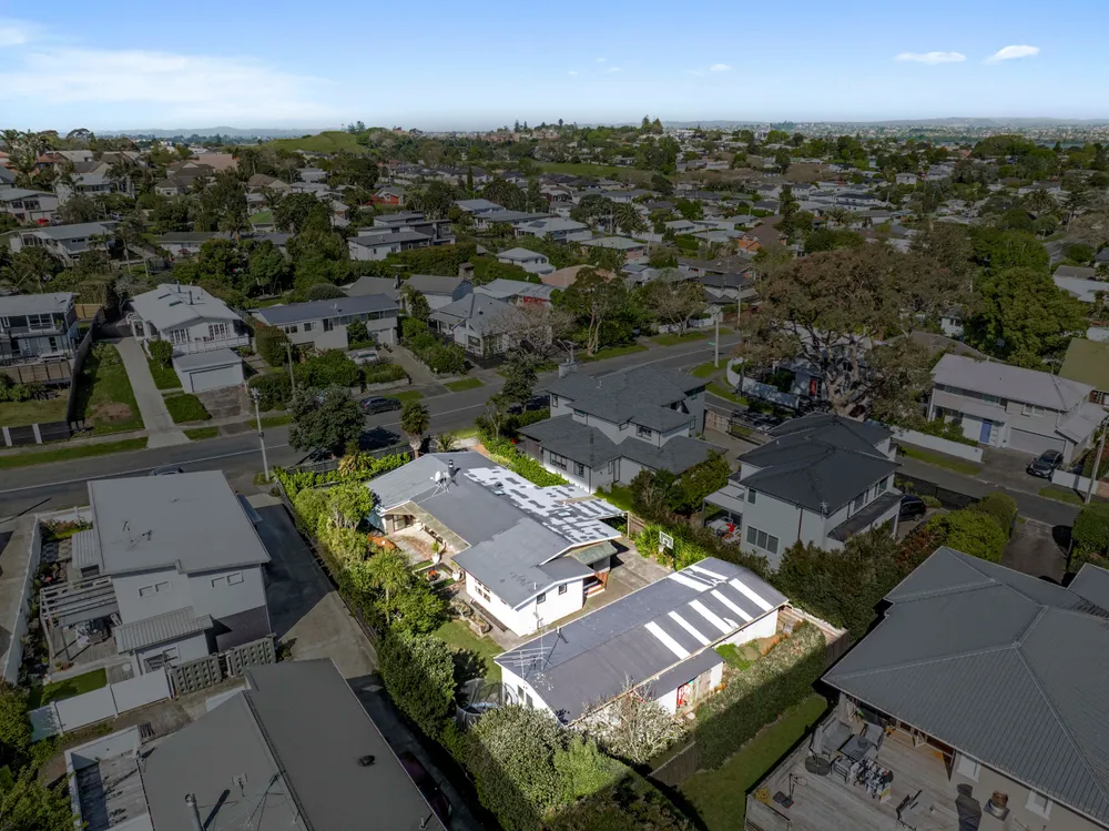 Photos of 45 Ashby Avenue